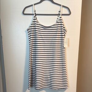 NWT Abercrombie Workout Dress Size Medium
